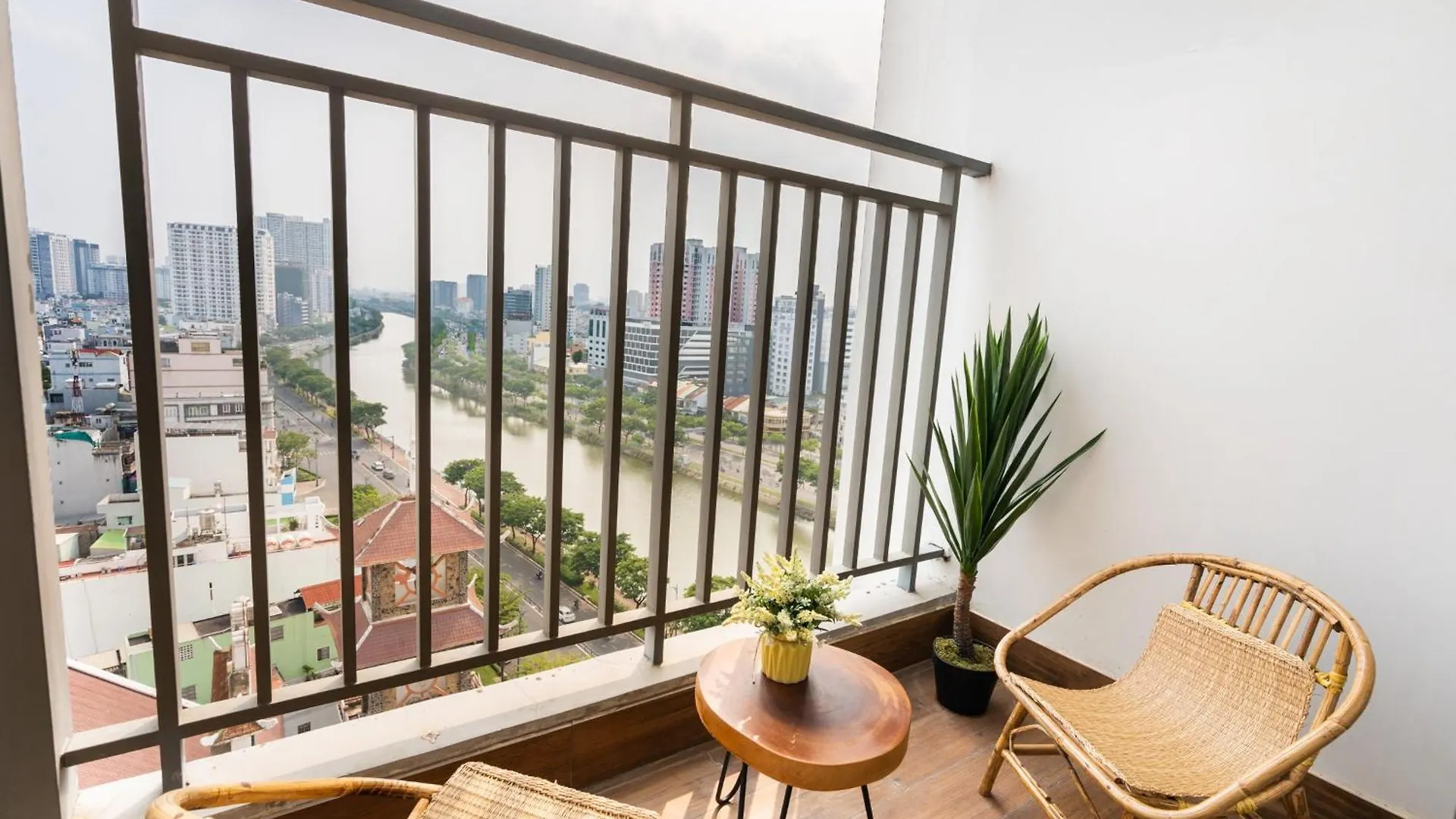 Aloha Saigon Apartment - Rivergate Residence Ho Chi Minh City